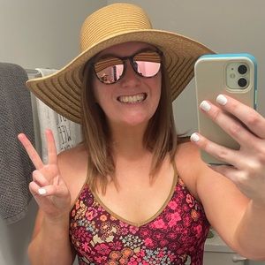 Meet your Posher, Andrea